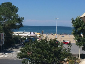 Appartamento per 8 persone prima fila sul mare vicino Samsara e Beach Village
